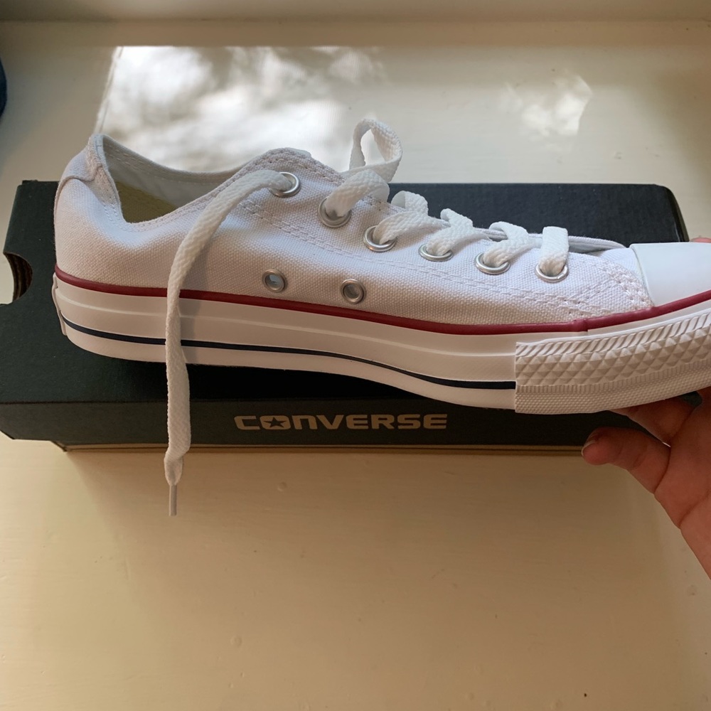 Women’s converse